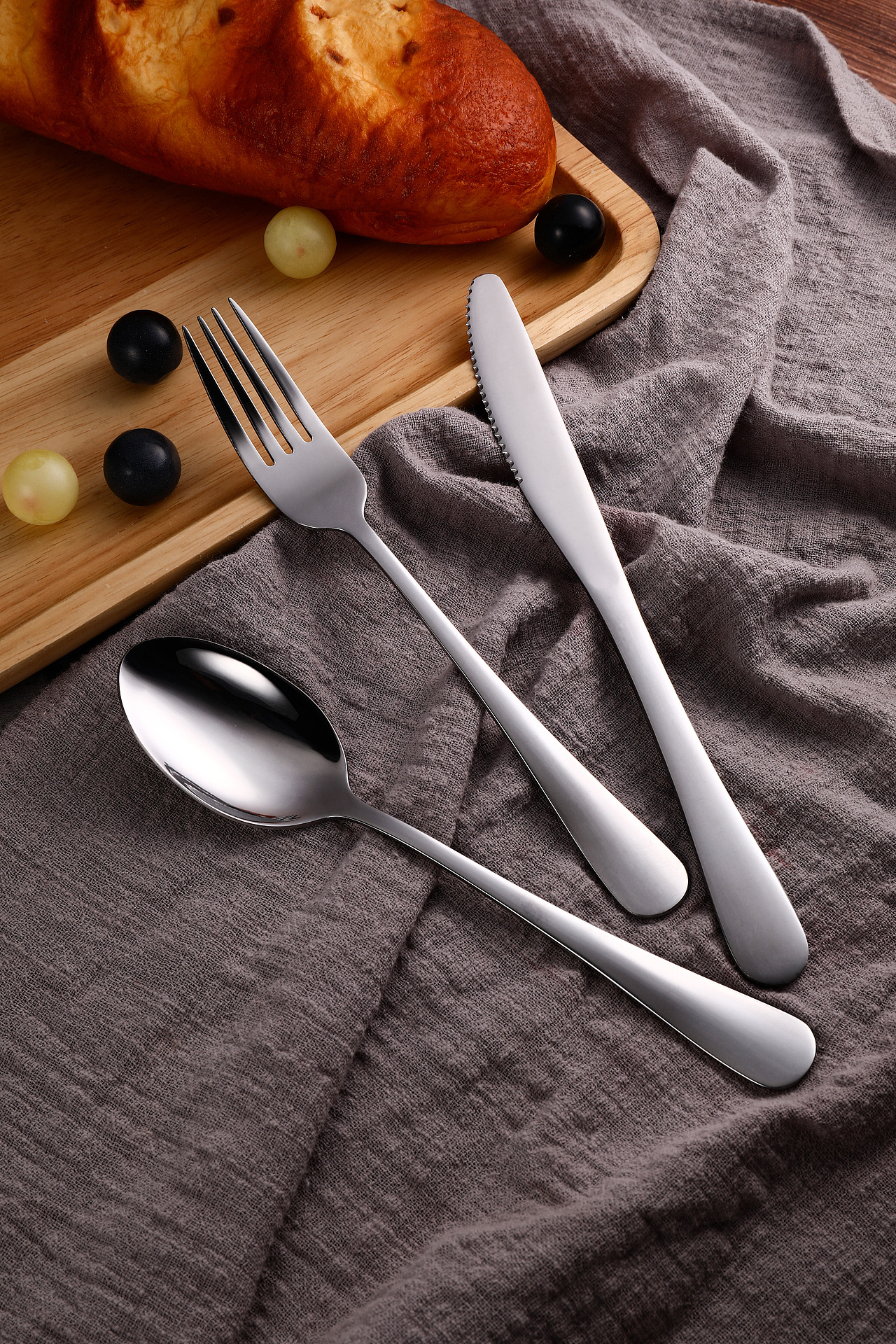 西餐不锈钢刀叉拍摄学生样片