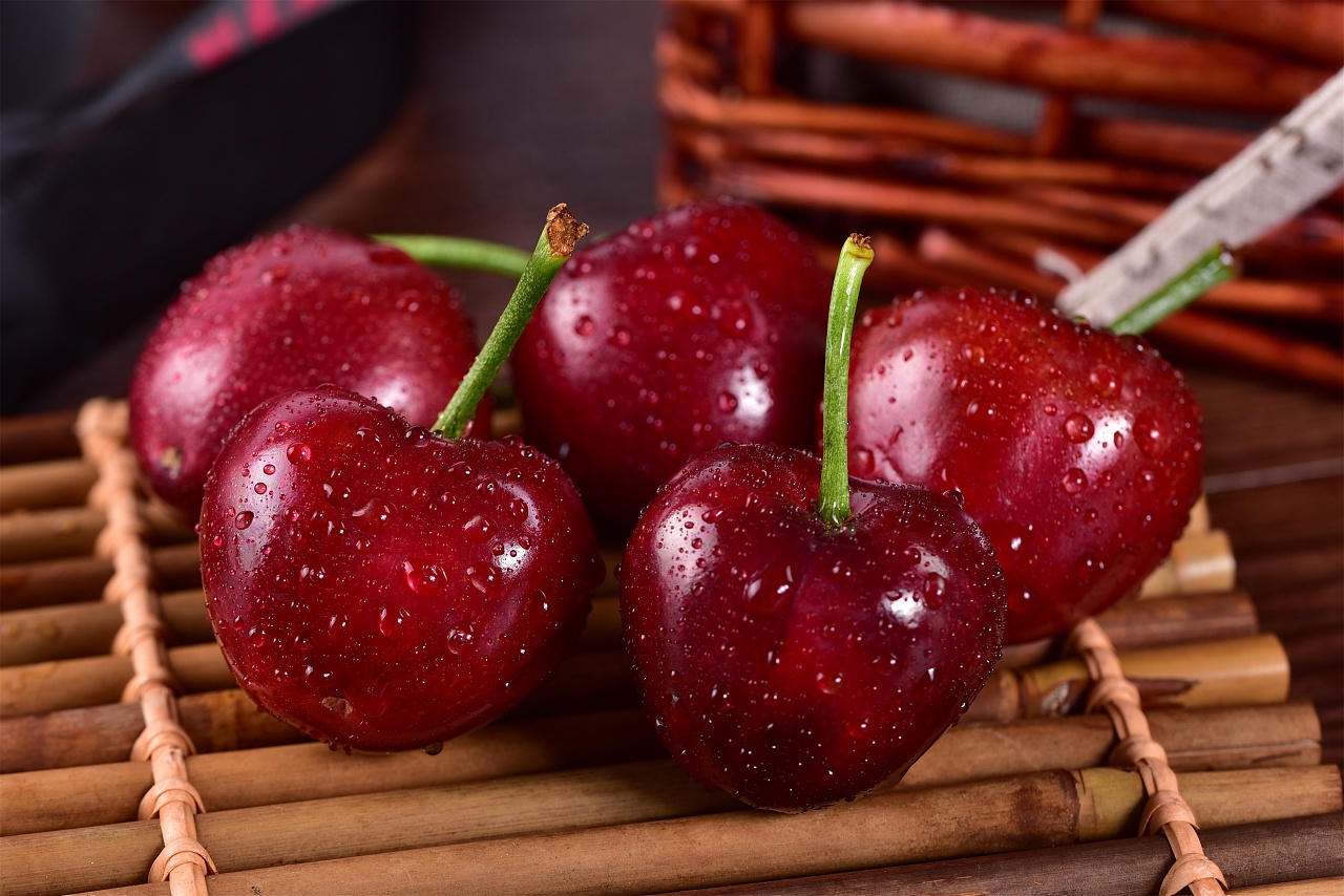 樱桃季节到了，求了解樱桃品种以及哪个品种味道较好？ - 知乎