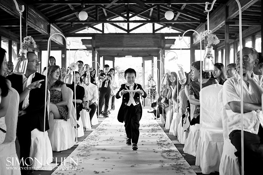 【爱在仙踪-果园西餐厅】纪实婚礼摄影跟拍作品陈昕Simon Chen伊视觉摄影（图ZMjU1OTIwOTY=） - 人像摄影 - 站酷设计师婚礼摄影师陈昕原创素材 - 站酷ZCOOL