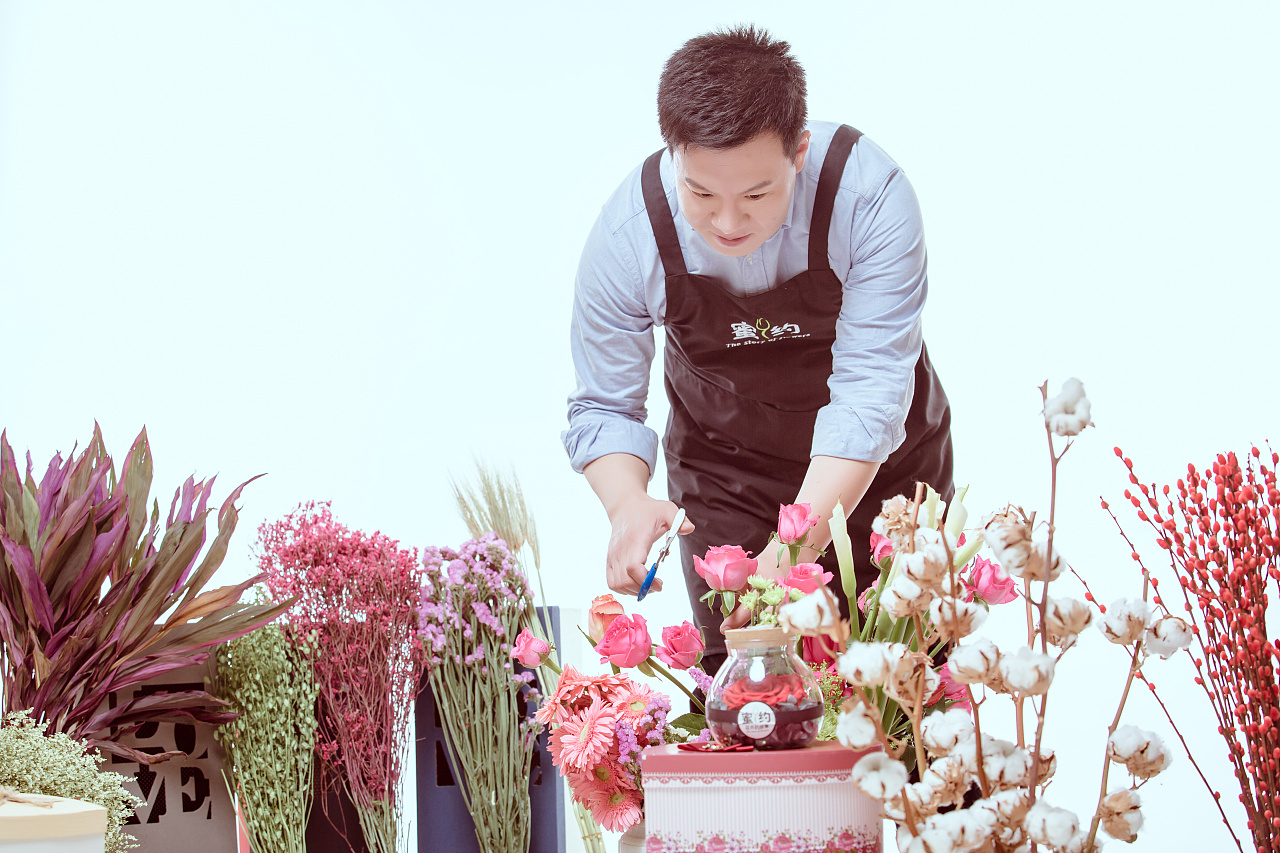 蜜约美术花艺工作室—只做妹子们最喜爱的文艺花店—我们的工作照