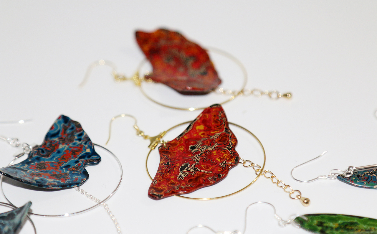 大漆脱胎耳环 \ 落叶与漆俏佳人