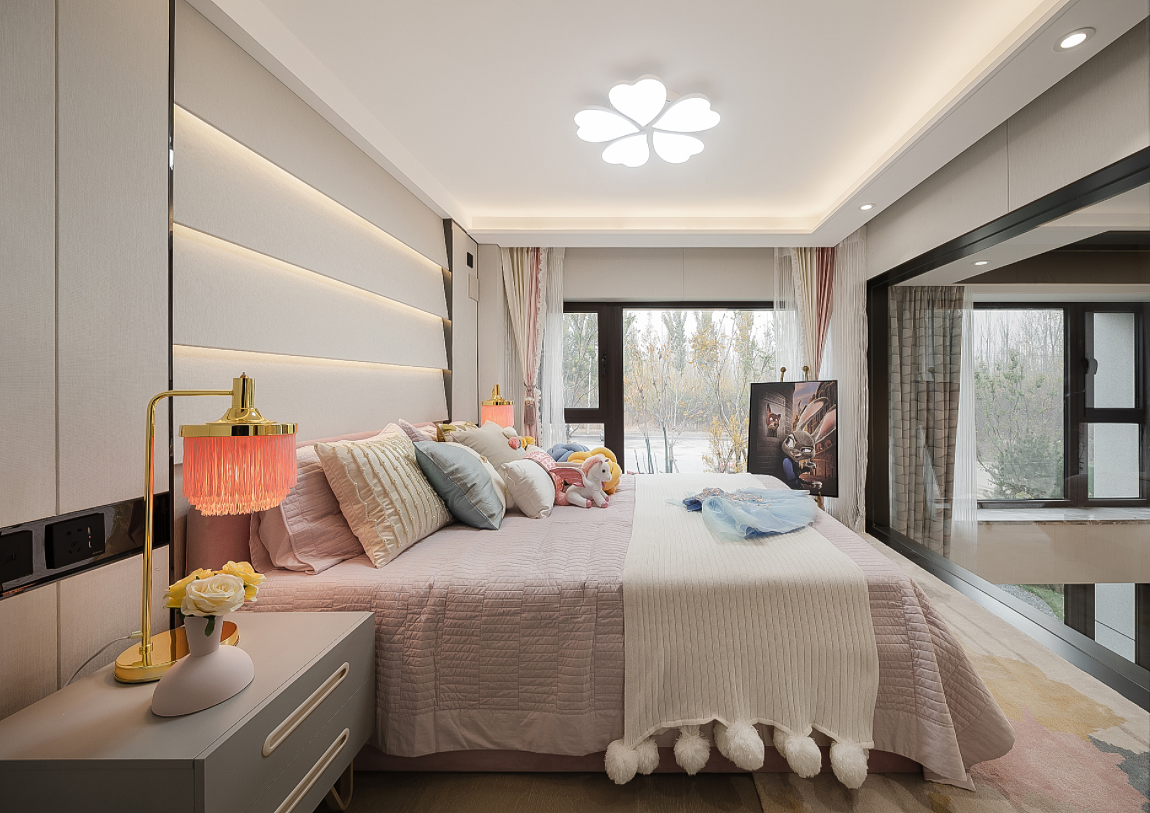 Youth home loft 样板间