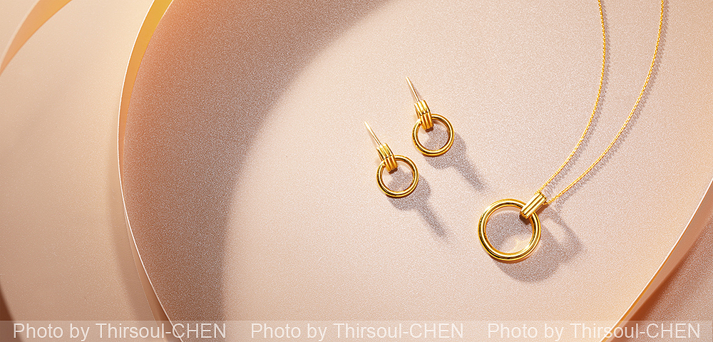 冒个泡。珠宝吊坠戒指项链手链耳钉场景（图ZMjEwMDIwMTQ0） - 产品摄影 - 站酷设计师Siso陈原创素材 - 站酷ZCOOL