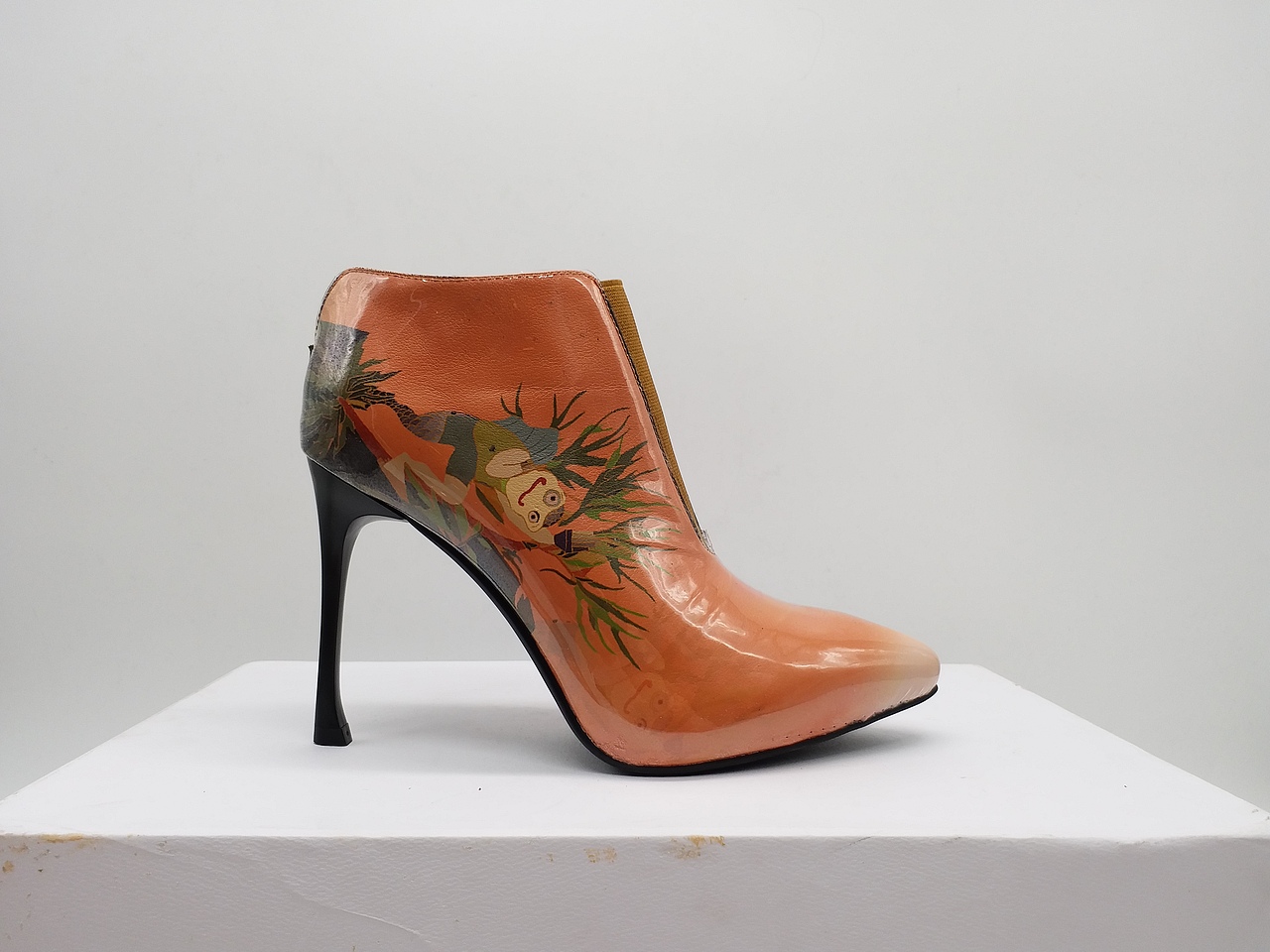 《山海经》-蛙身鱼尾