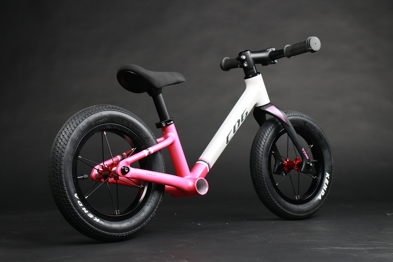 2019cogkids儿童滑步车新品发布