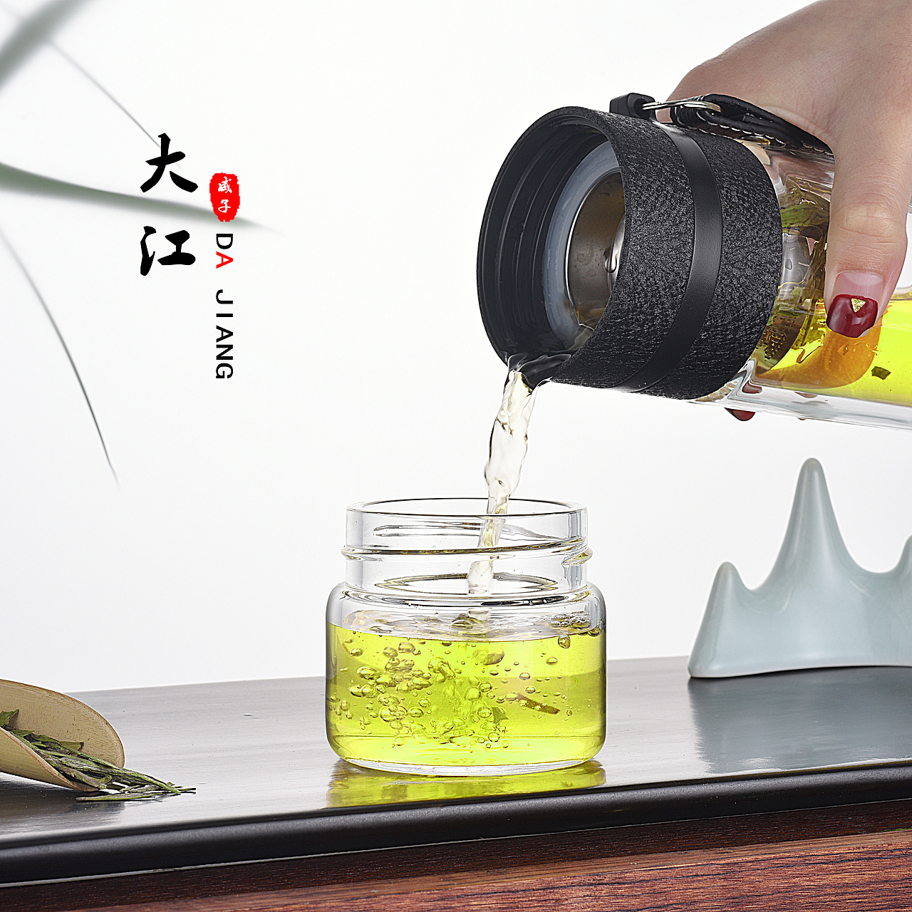 玻璃杯拍摄（图ZMTY1OTEzMjE2） - 产品摄影 - 站酷设计师寻艺_原创素材 - 站酷ZCOOL