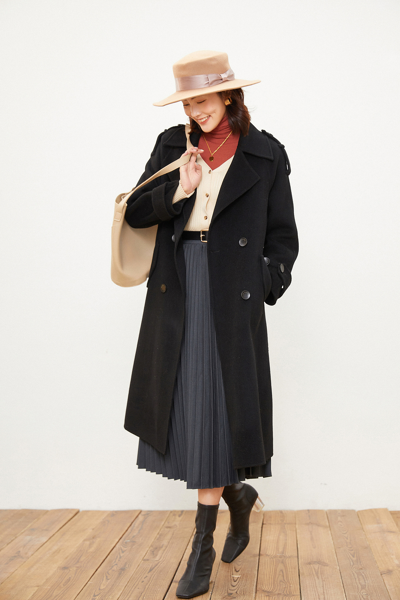 九宫格穿搭分享❤️（图ZMzAzNjQyMDE2） - 人像摄影 - 站酷设计师深圳市零度摄影公原创素材 - 站酷ZCOOL