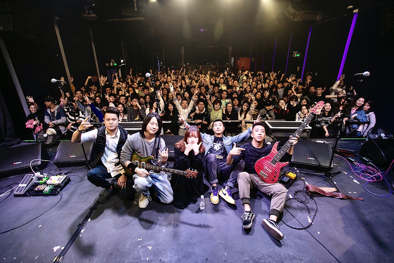 HOU LIVE乐队现场拍摄