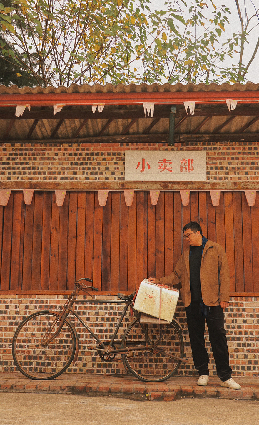 #拍100个普通人之第7个（图ZMzIzNzE4MzMy） - 人像摄影 - 站酷设计师银行打工仔欧小阳原创素材 - 站酷ZCOOL