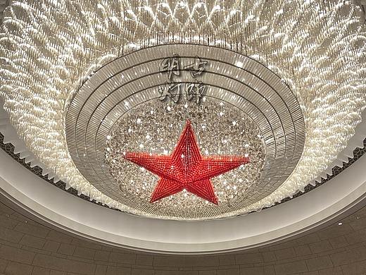 红色主题酒店大堂主题水晶灯定制解决方案