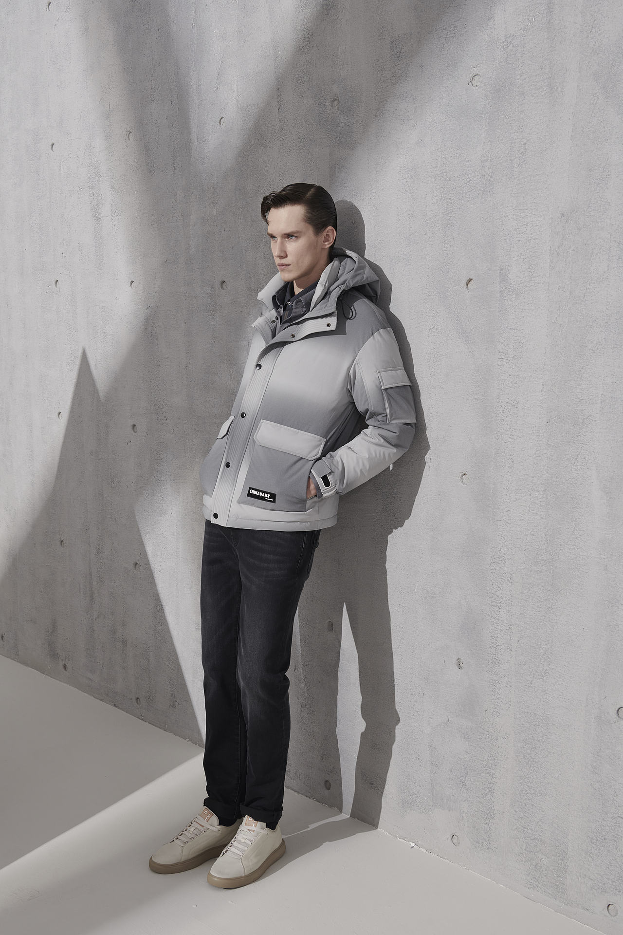 2021年冬季利郎羽绒服系列黑色，灰色，白色外套羽绒服（图ZMjc1MTU3ODQw） - 海报 - 站酷设计师狸猫换娘子原创素材 - 站酷ZCOOL