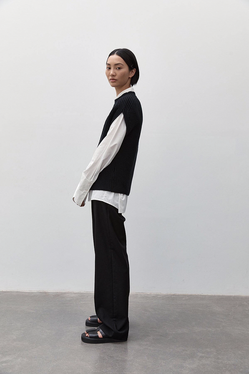 服装拍摄-简约随意感LOOKBOOK