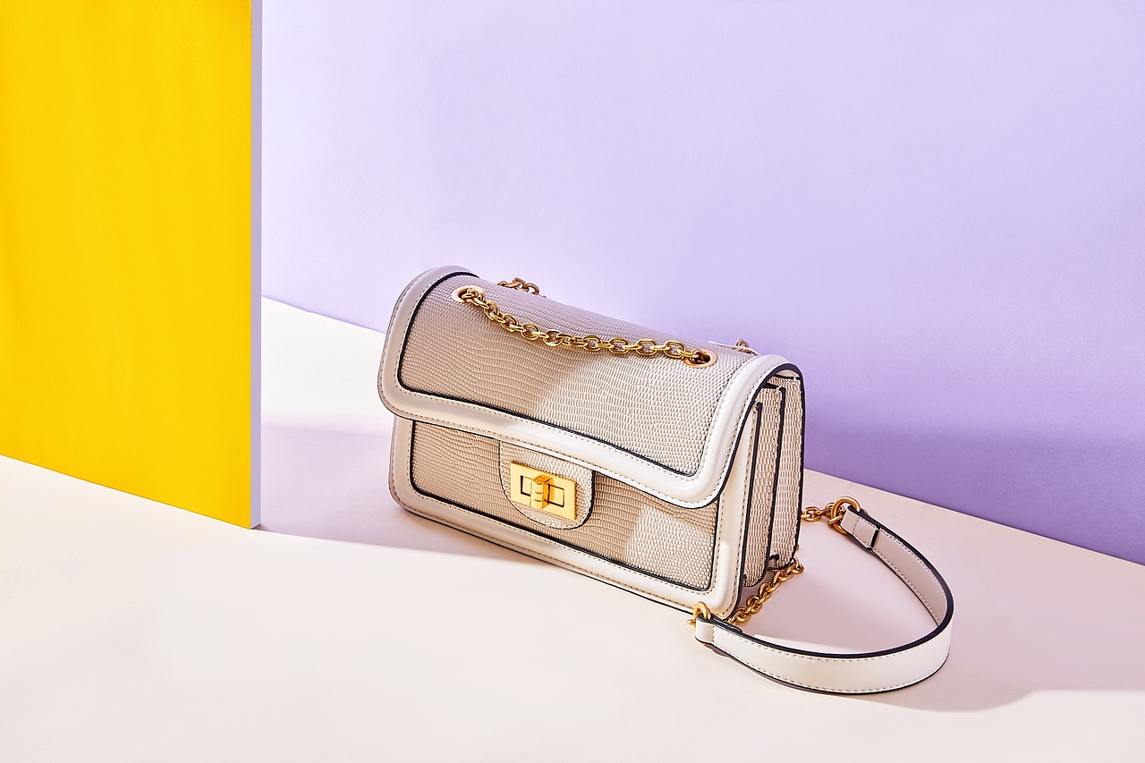 强士利真皮女包静物图（图ZMTg0NDQwNzY4） - 产品摄影 - 站酷设计师消失的人鱼线原创素材 - 站酷ZCOOL