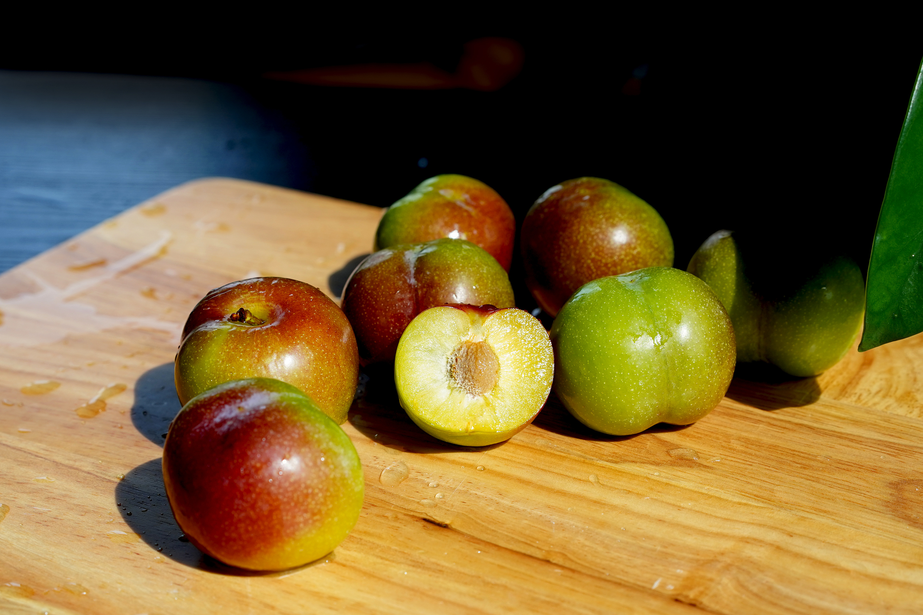 水果摄影-屏山茵红李