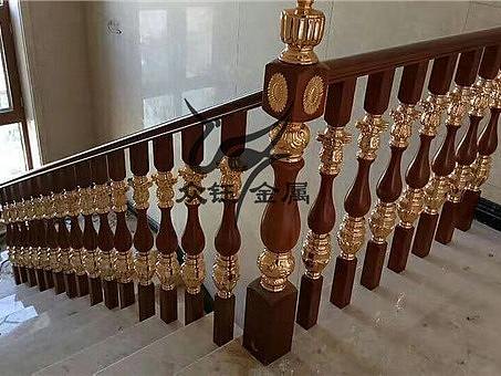  别墅旋转式铝艺立柱  楼梯扶手铝镁合金扶手定制