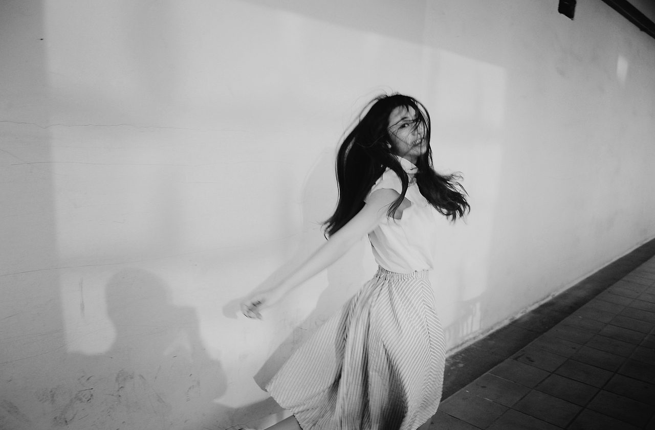 【妳】（图ZNDUzMjMzNzI=） - 人像摄影 - 站酷设计师Tony恶魔的艺术馆原创素材 - 站酷ZCOOL