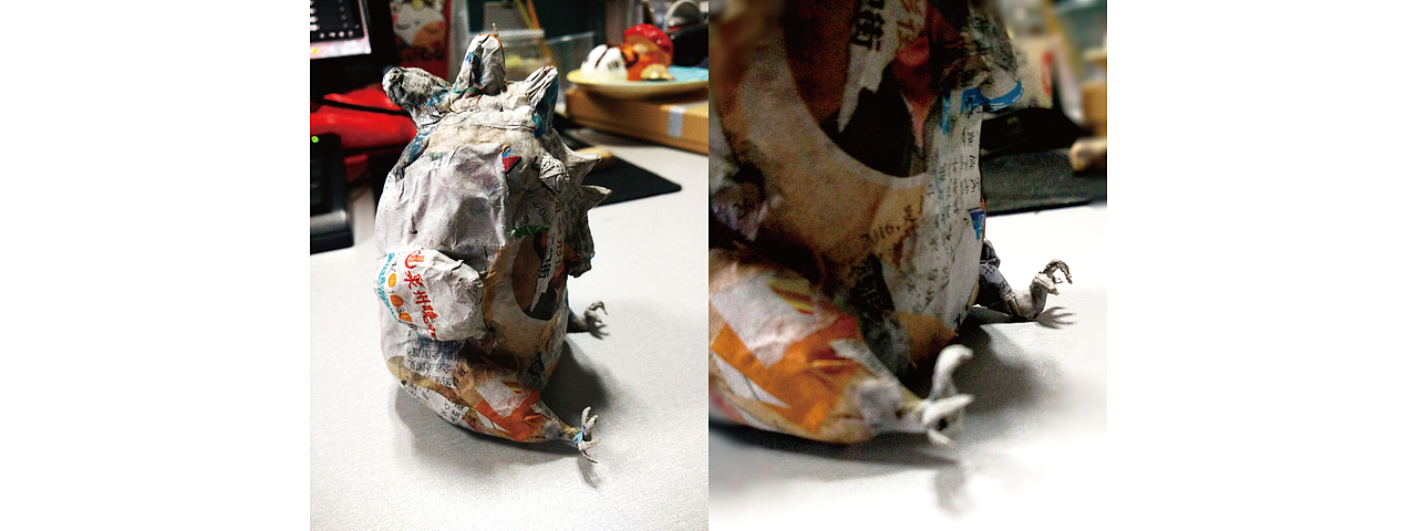 【纸塑】报纸的重生轮回（3）2017/二零一鸡（图ZODMzMTE5Njg=） - 其他手工艺 - 站酷设计师Cyp苹果原创素材 - 站酷ZCOOL