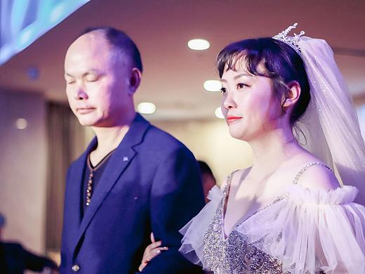 上海娄底长沙嘉兴婚礼跟拍纪实摄影