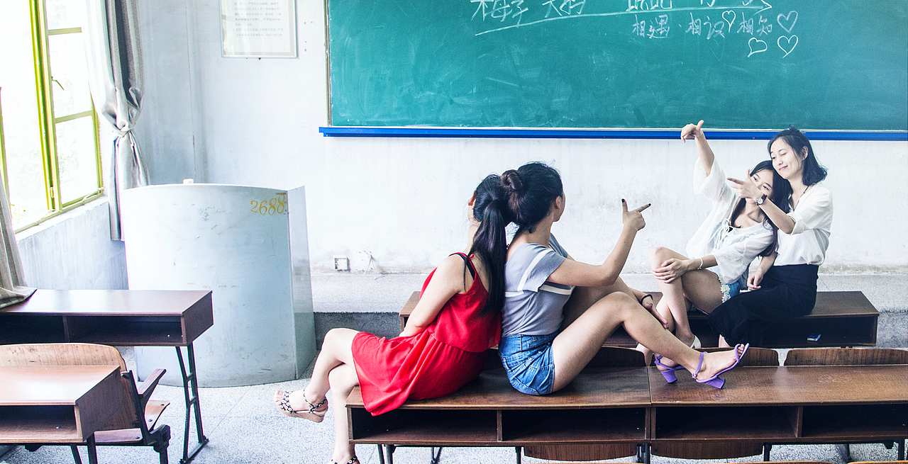 再见了相互嫌弃的老同学（图ZNTQ4MjkzODA=） - 人像摄影 - 站酷设计师暮暮小七哟原创素材 - 站酷ZCOOL
