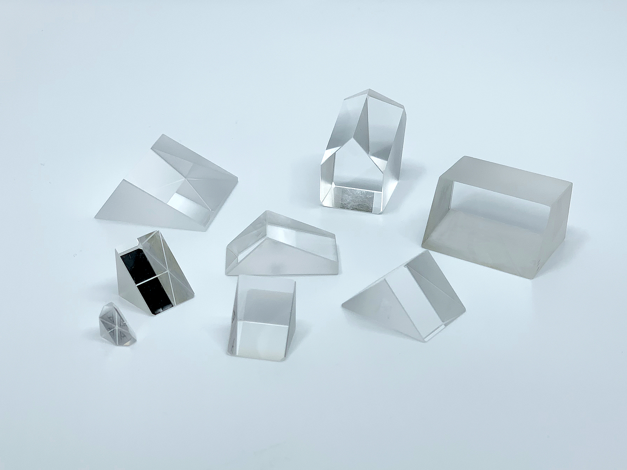 光学产品透镜棱镜柱面镜复曲面镜