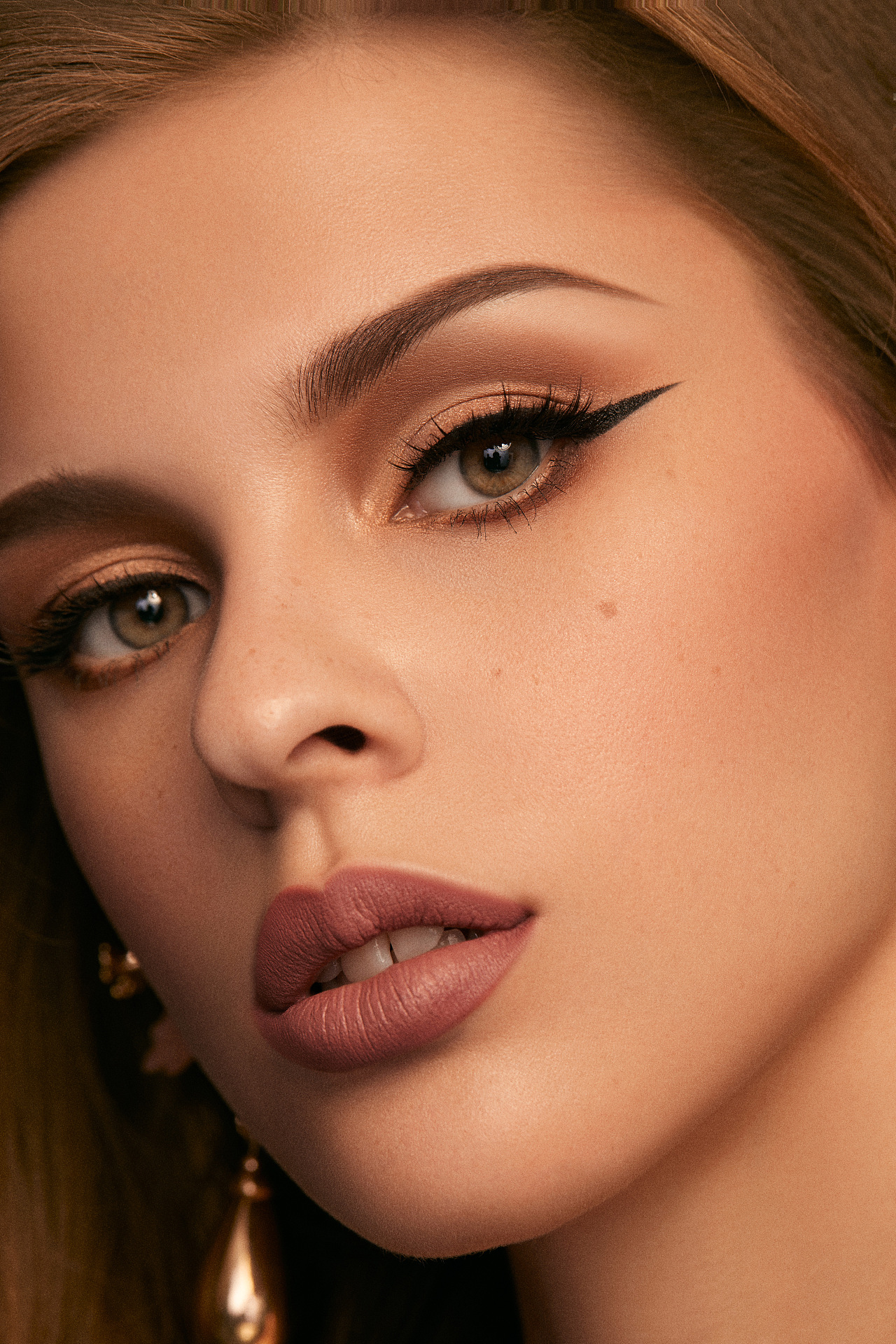 《lip temptation》唇彩广告拍摄