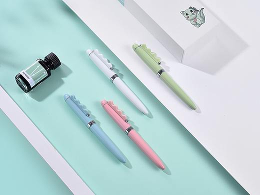 文具钢笔套装拍摄