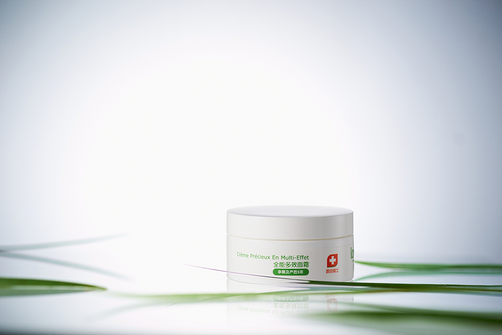 全因爱化妆品包装设计（图ZMjM2NjY1ODg=） - 包装 - 站酷设计师完秀广告原创素材 - 站酷ZCOOL