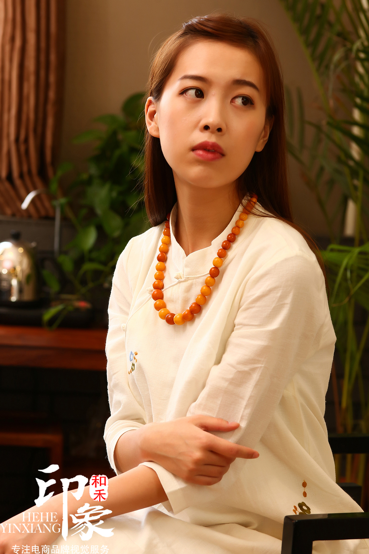 珠宝 蜜蜡 佛珠 拍摄