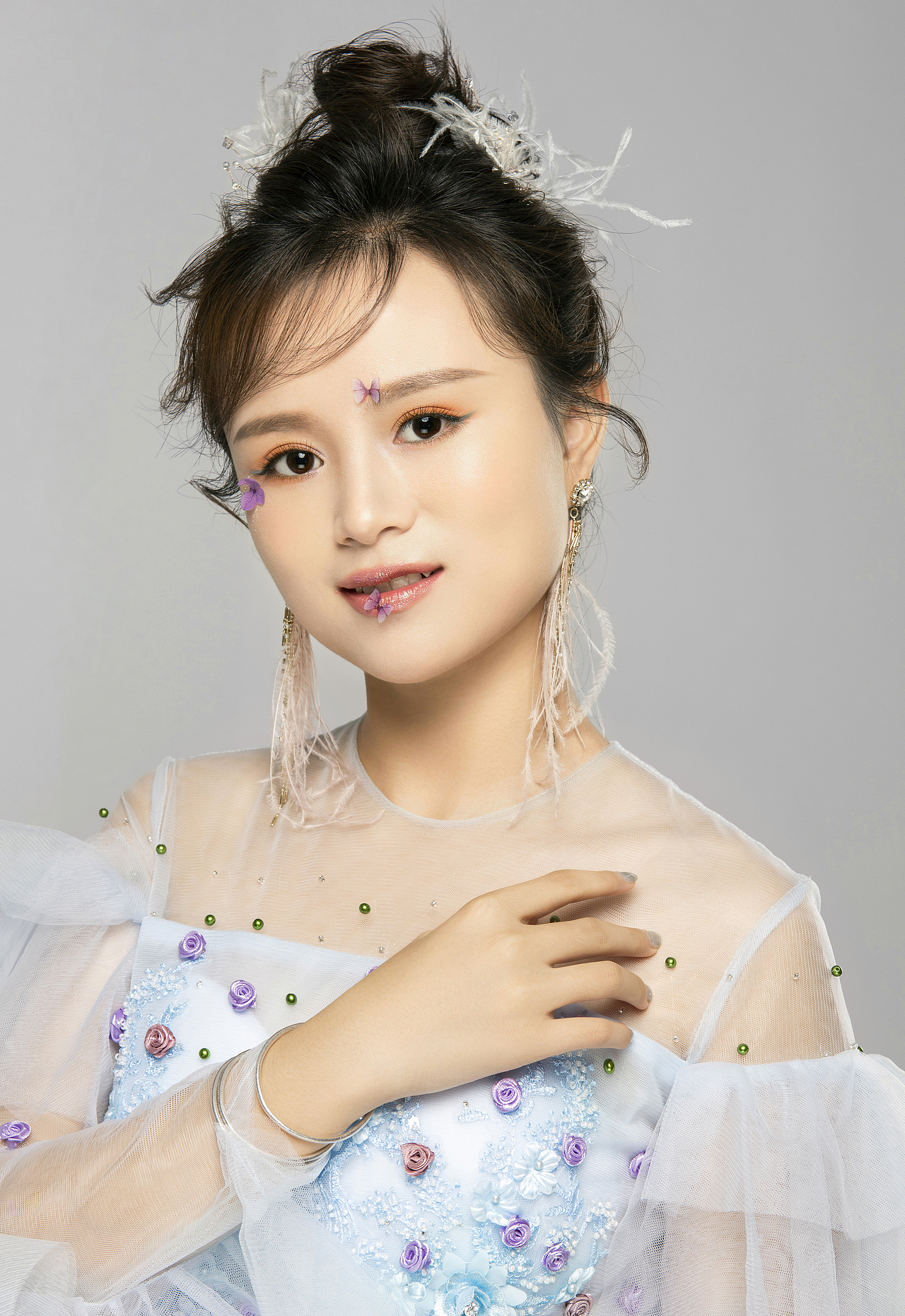 美妆人像摄影（图ZMjIwODE3MDAw） - 人像摄影 - 站酷设计师摄影师阿贵原创素材 - 站酷ZCOOL