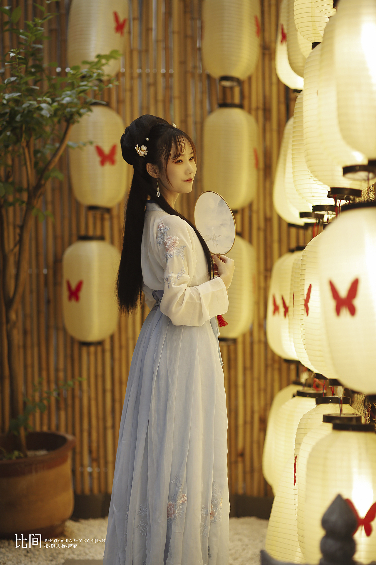 汉服小姐姐（图ZMjA1OTc4Mzky） - 人像摄影 - 站酷设计师比间绘影原创素材 - 站酷ZCOOL
