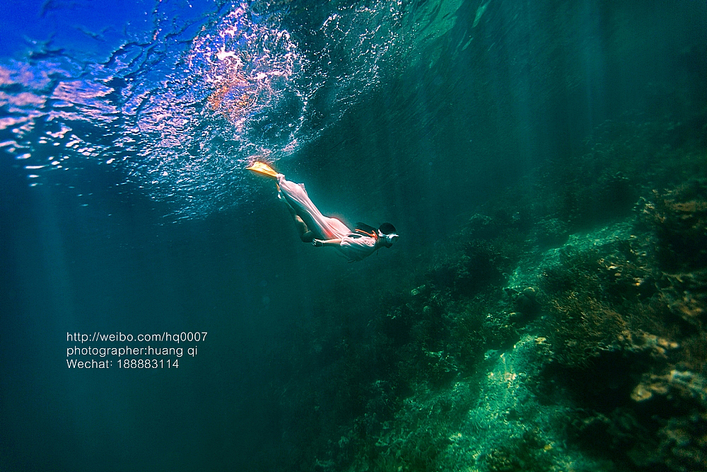 水下摄影（图ZNDUxNTY1ODA=） - 人像摄影 - 站酷设计师摄影师黄棋原创素材 - 站酷ZCOOL
