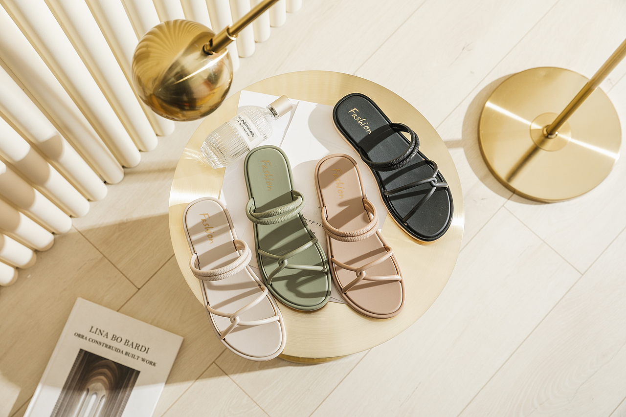 一组鞋子（图ZMjUyMDIxODIw） - 产品摄影 - 站酷设计师摄影师北方原创素材 - 站酷ZCOOL