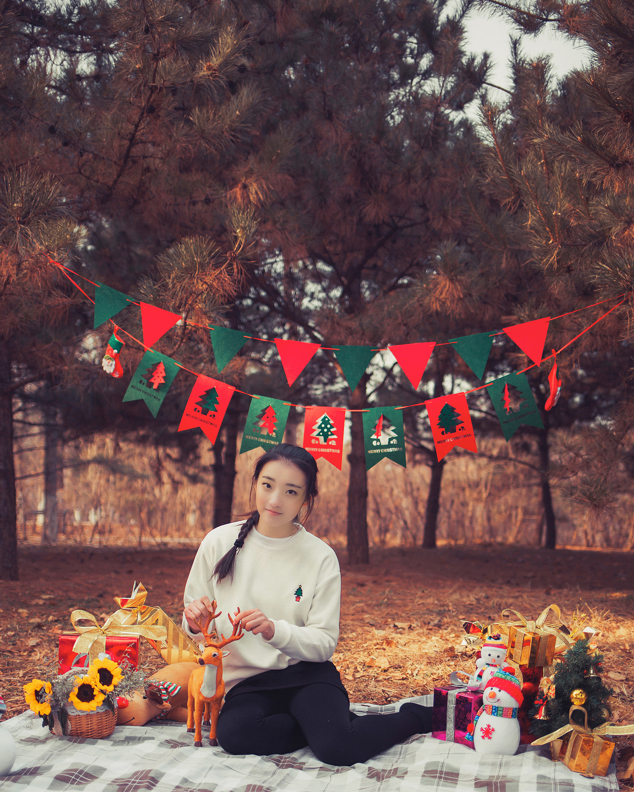 鲁道夫鹿鼻子（图ZODIwNTk2Mjg=） - 人像摄影 - 站酷设计师吴舒克_原创素材 - 站酷ZCOOL