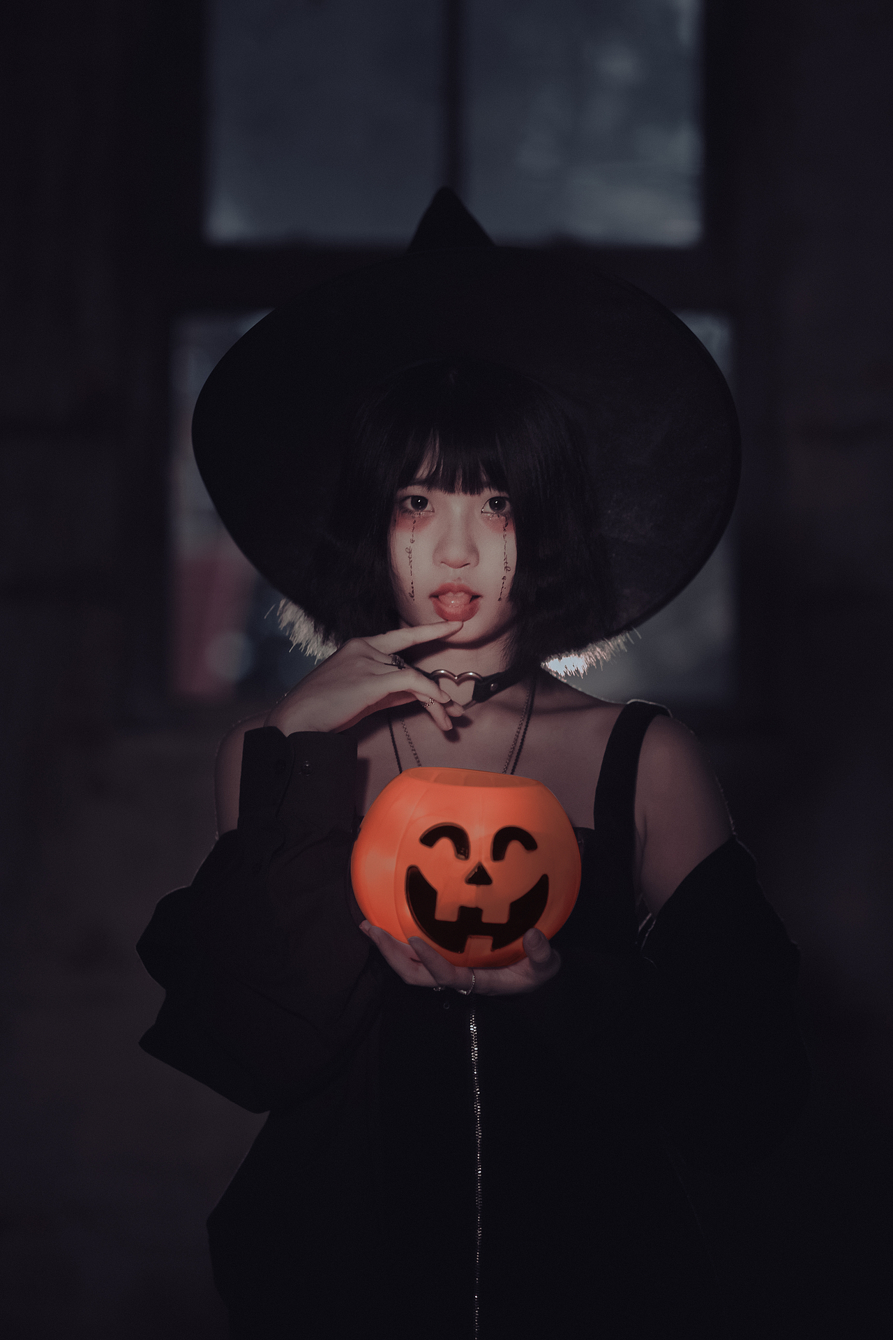 万圣节（图ZMTgzNzI5ODY0） - 人像摄影 - 站酷设计师白日梦大熊菌原创素材 - 站酷ZCOOL