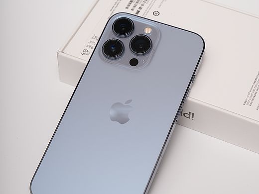 IPHONE 13 Pro 远峰蓝