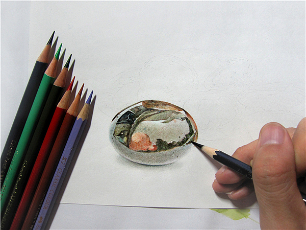 纸上彩铅--《雨花石》上色过程随录（图ZMjIzODczMzI=） - 绘画 - 站酷设计师超超的青葱原创素材 - 站酷ZCOOL