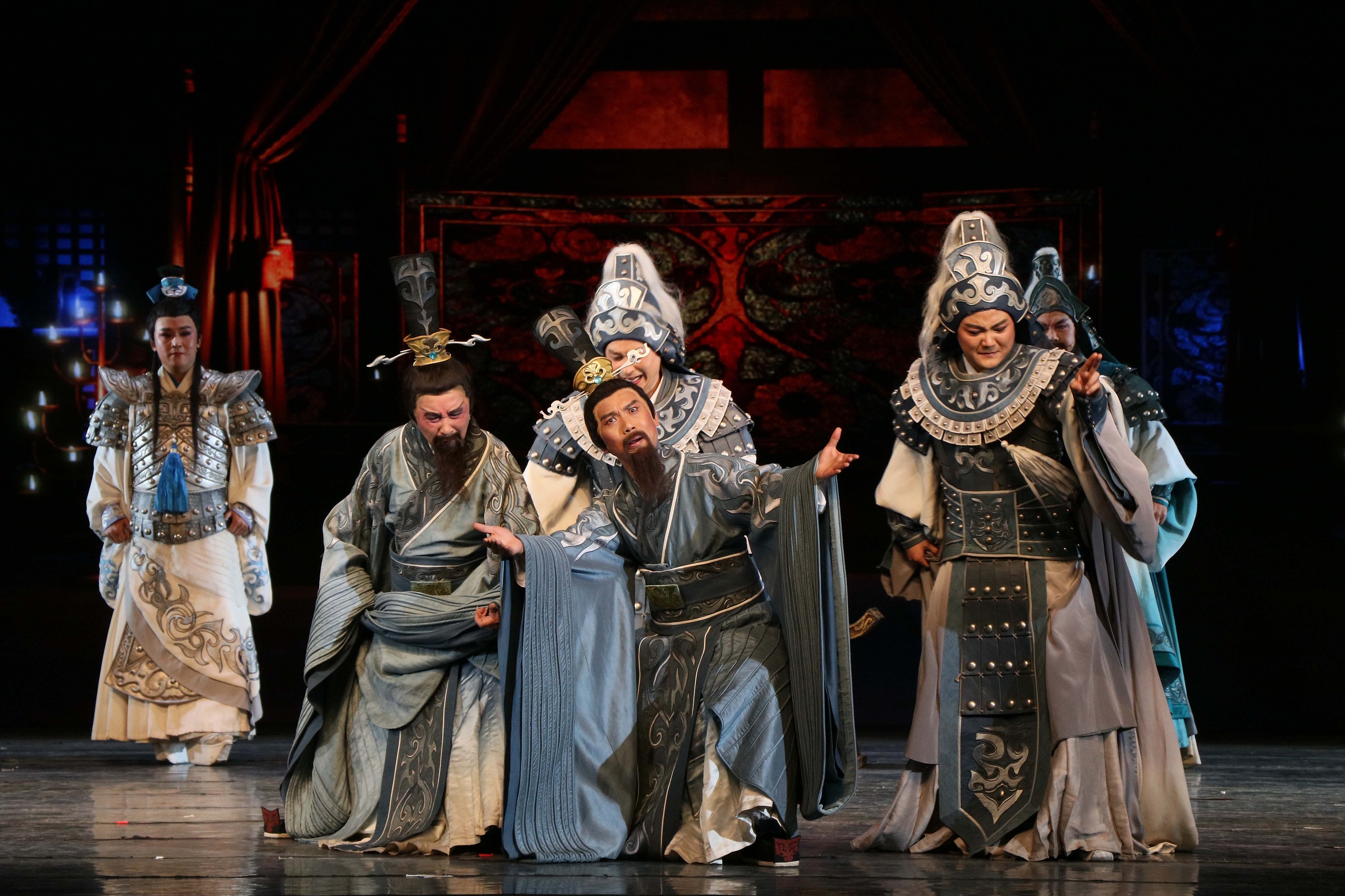 黄梅戏《小乔初嫁》舞台剧照