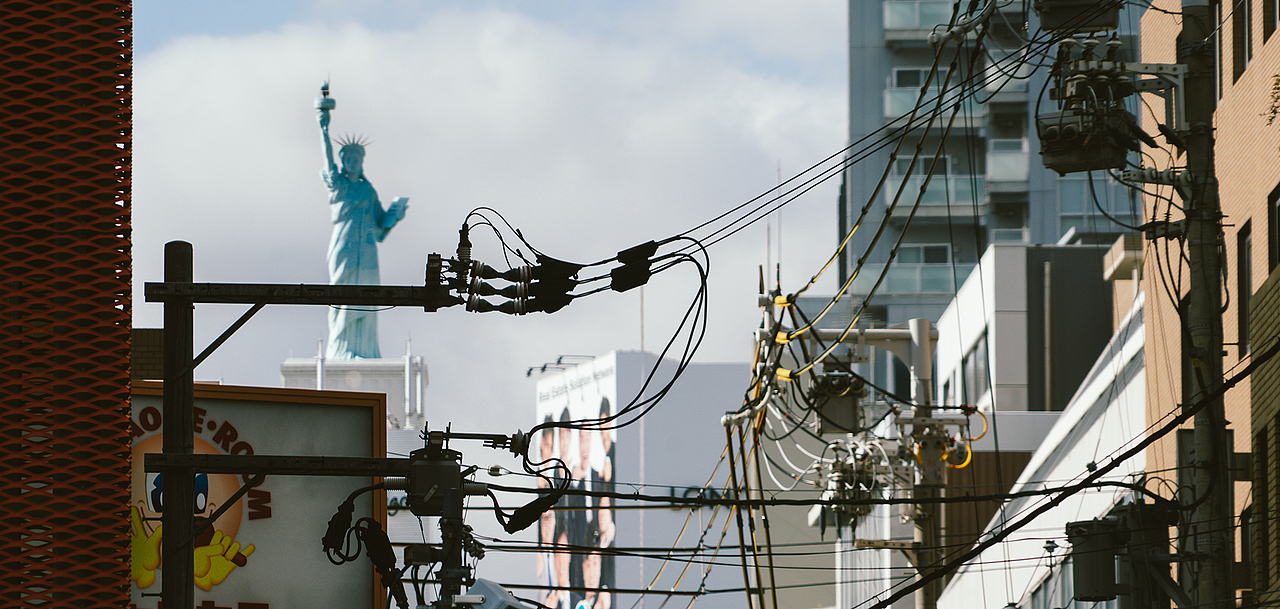 公路计划 | 在霓虹时代的泡沫里做一场纸醉金迷的梦