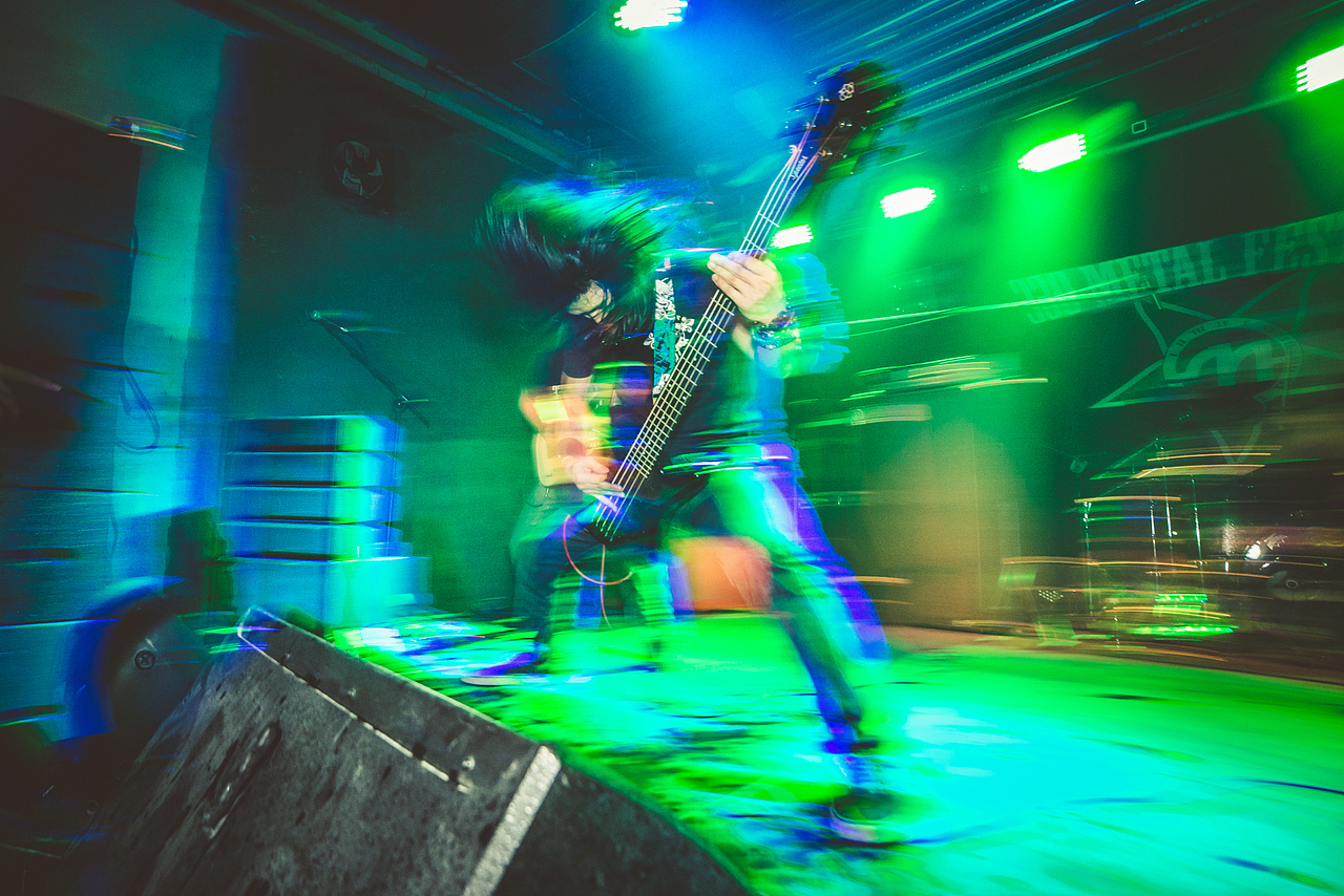 330金属音乐节广州站（图ZMjE4MTQzOTY=） - 人像摄影 - 站酷设计师凹凸蜀黍原创素材 - 站酷ZCOOL