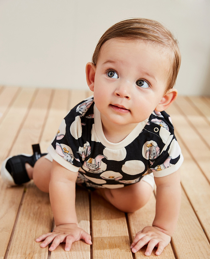 丹麦&墨西哥混血萌娃