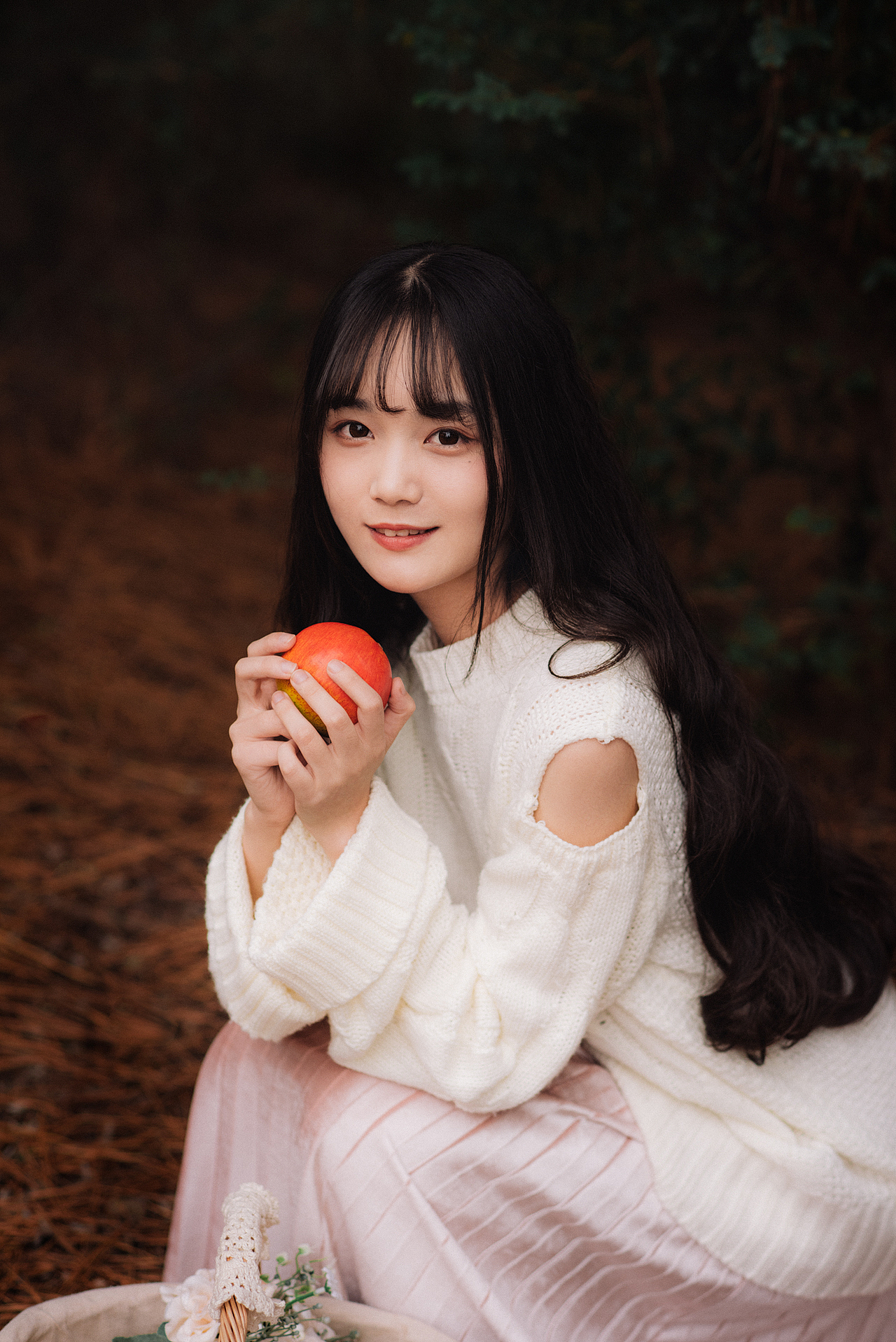 秋天的落叶（图ZMTg2OTg4NzMy） - 人像摄影 - 站酷设计师摄影的家俊原创素材 - 站酷ZCOOL