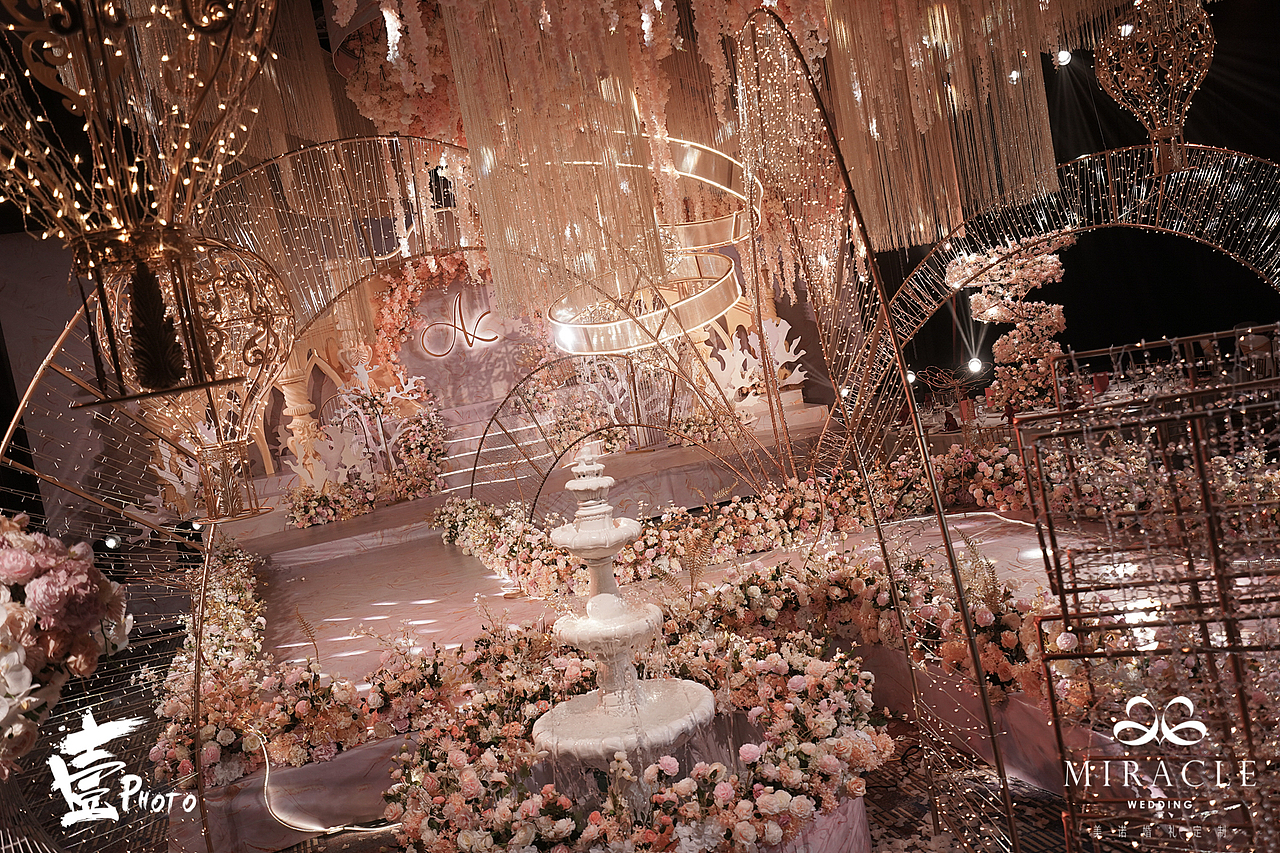 婚禮宴會設(shè)計作品—《星光游樂園》（圖ZMTQ0NjAxMjEy） - 舞臺美術(shù) - 站酷設(shè)計師宴會設(shè)計師云龍原創(chuàng)素材 - 站酷ZCOOL