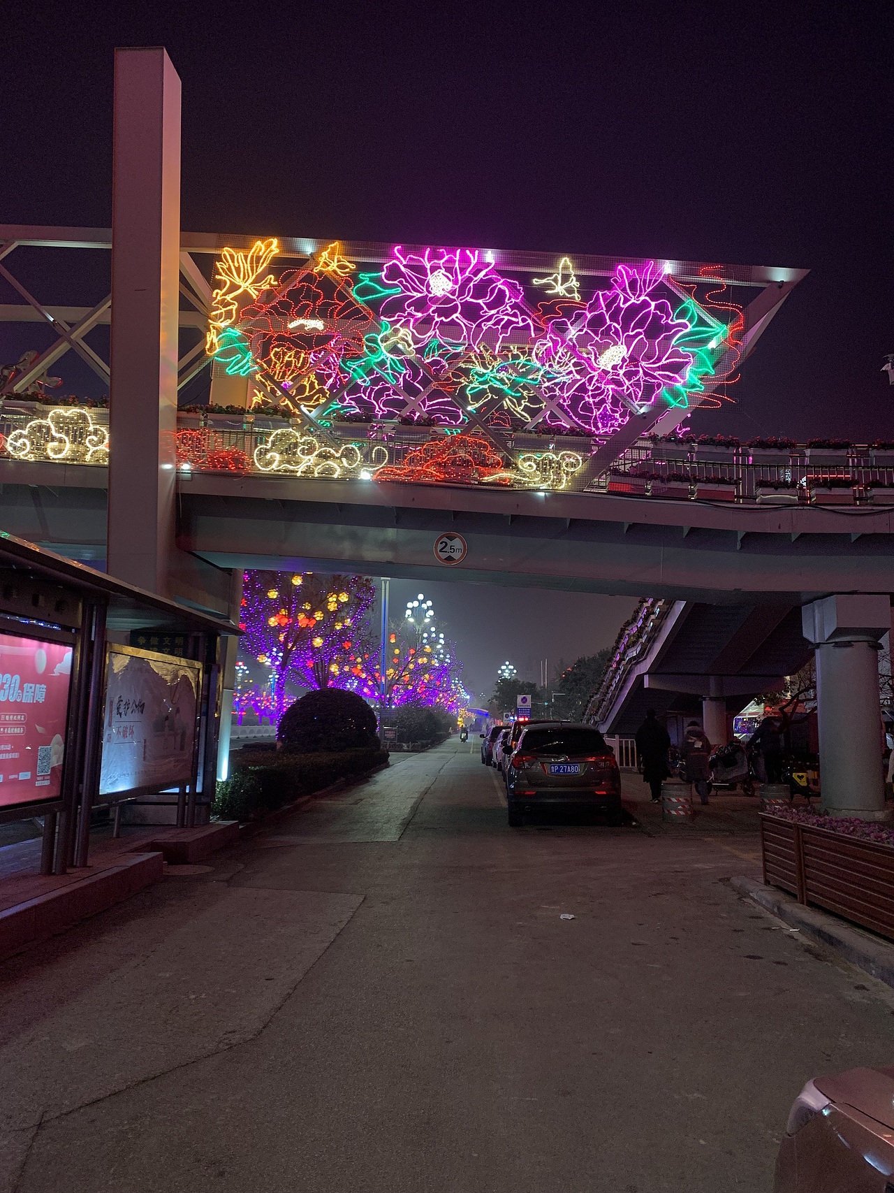 春节亮化过街灯饰画,灯光小品