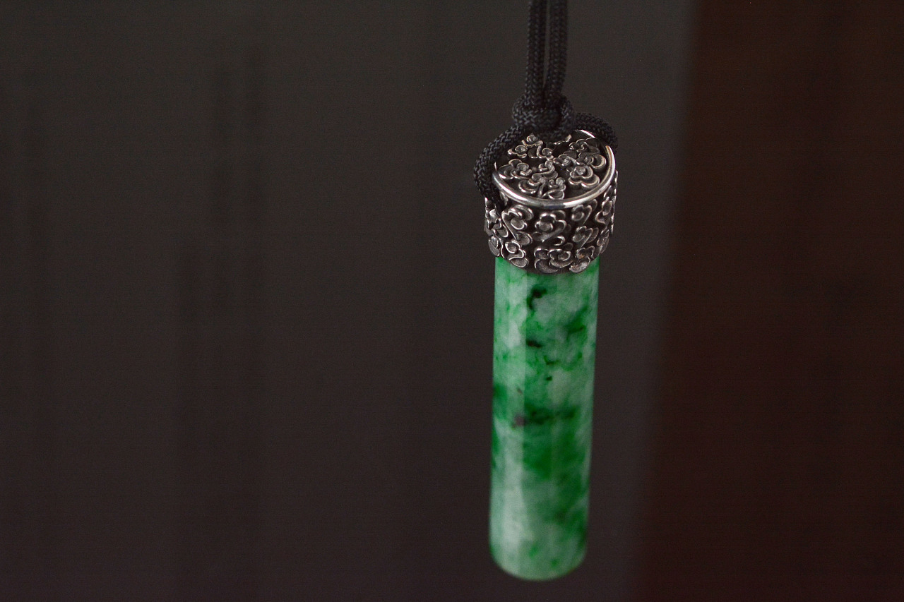 云纹吊坠|翡翠圆柱款|手工艺|首饰设计|天使原创珠宝设计 - 原创作品