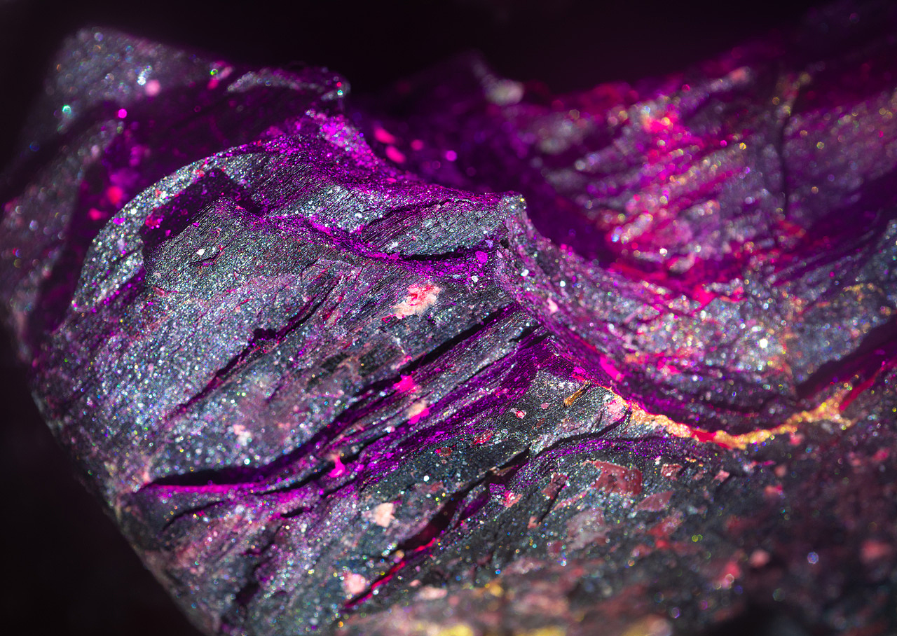 绽影像之《烈焰成池》（图ZMTk5OTY1MjA4） - 产品摄影 - 站酷设计师陈绽原创素材 - 站酷ZCOOL