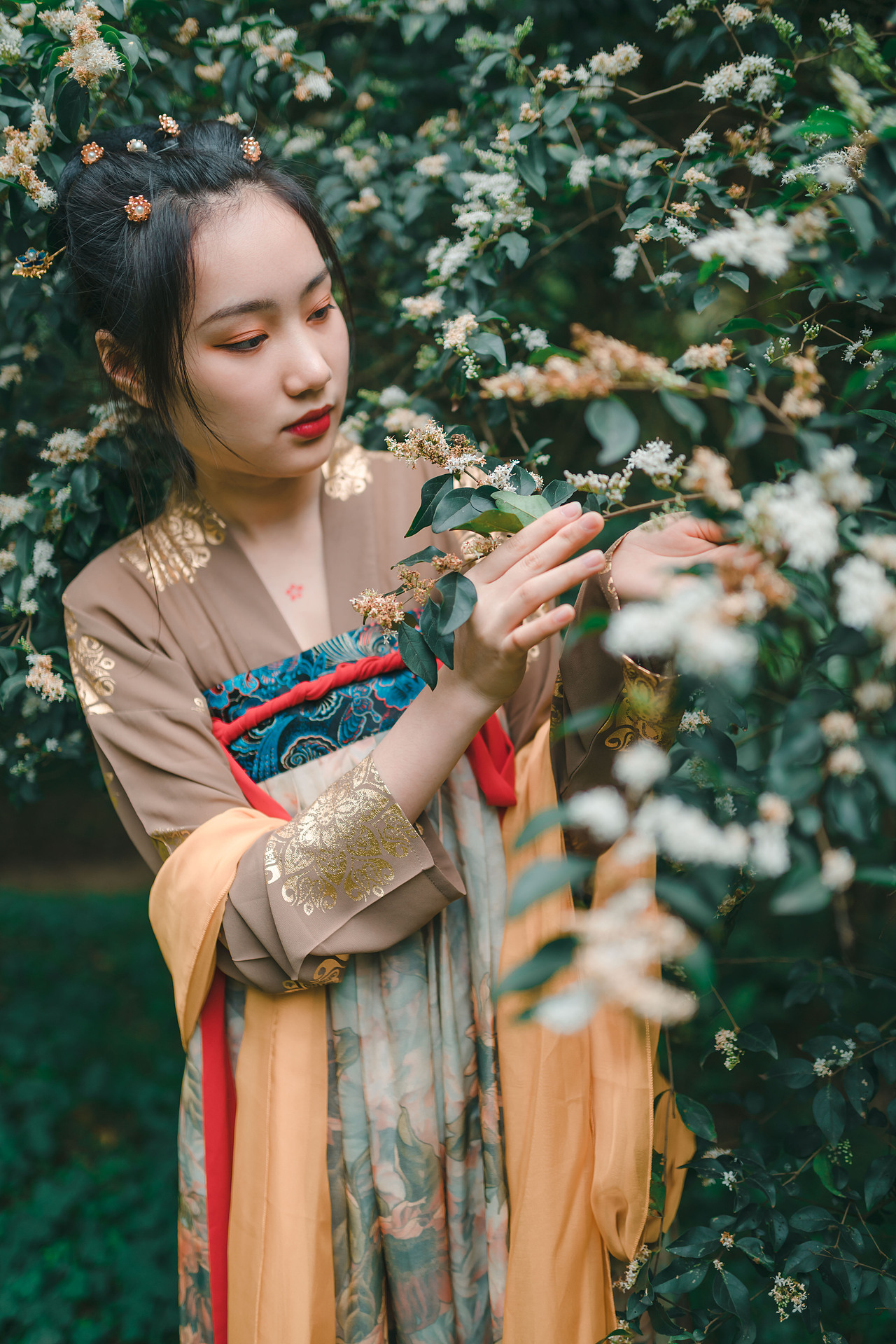 2020.3.15廣西柳州龍?zhí)豆珗@漢服（圖ZMjAyNzg2MzI4） - 人像攝影 - 站酷設(shè)計師陳璐柳州攝影師原創(chuàng)素材 - 站酷ZCOOL