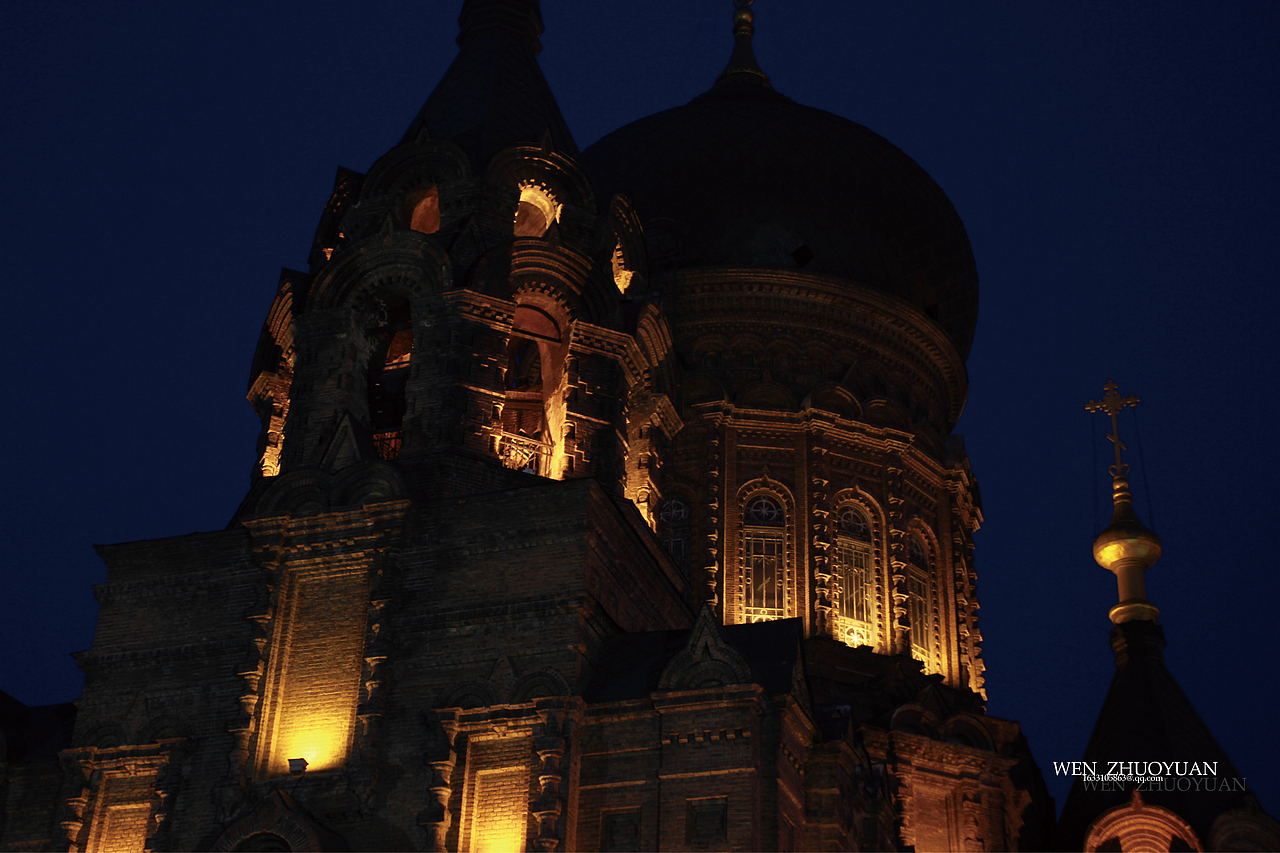 仰望45度角 夜幕下的索菲亚（图ZNjYzMTc4NTY=） - 风光摄影 - 站酷设计师杰克1993原创素材 - 站酷ZCOOL