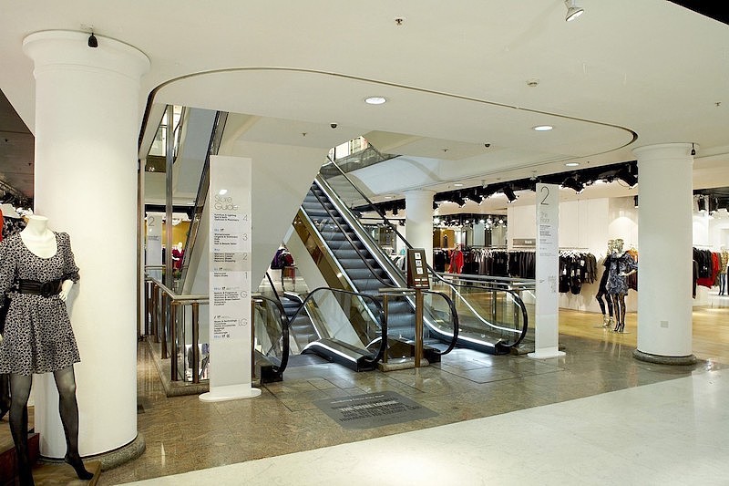 导视设计赏析-Selfridges商场（图ZMjAzMTk3MTcy） - 商业空间设计 - 站酷设计师小羊760原创素材 - 站酷ZCOOL