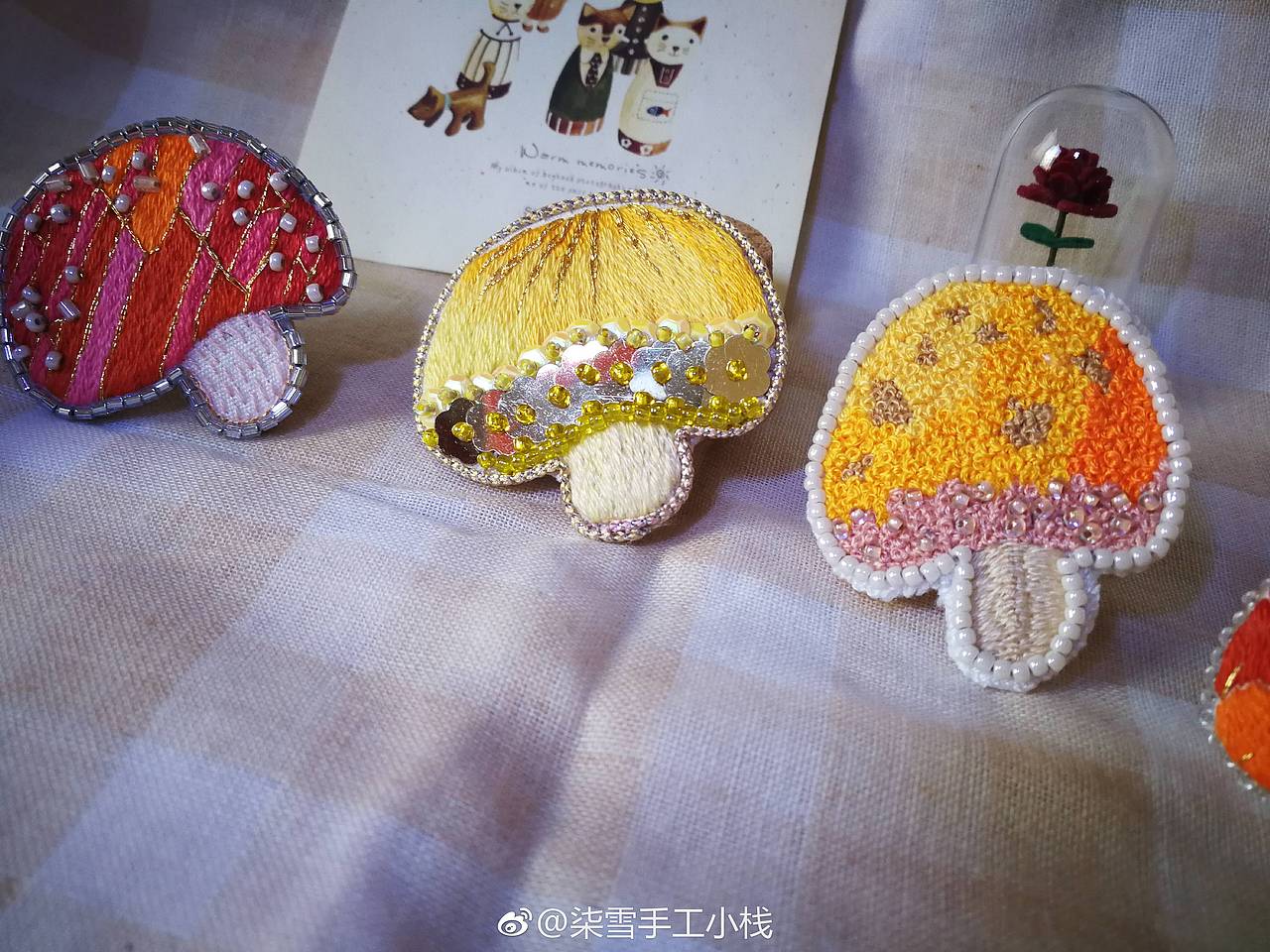原创手工刺绣胸针