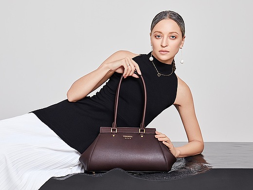 feigara包包海报图